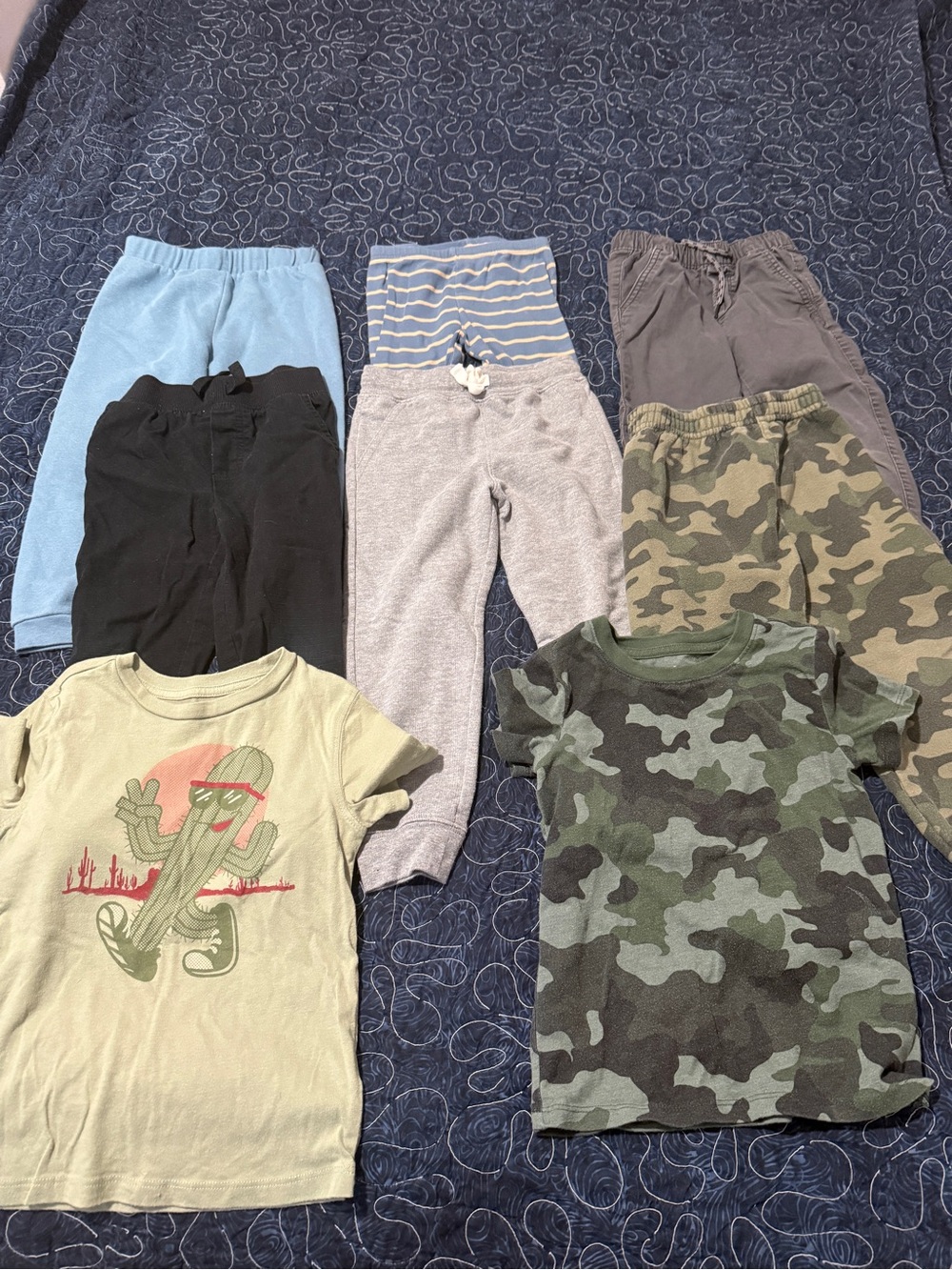 Kids Pajamas & Loungewear Mix in Light Blue, Gray, Black, Green, Camo